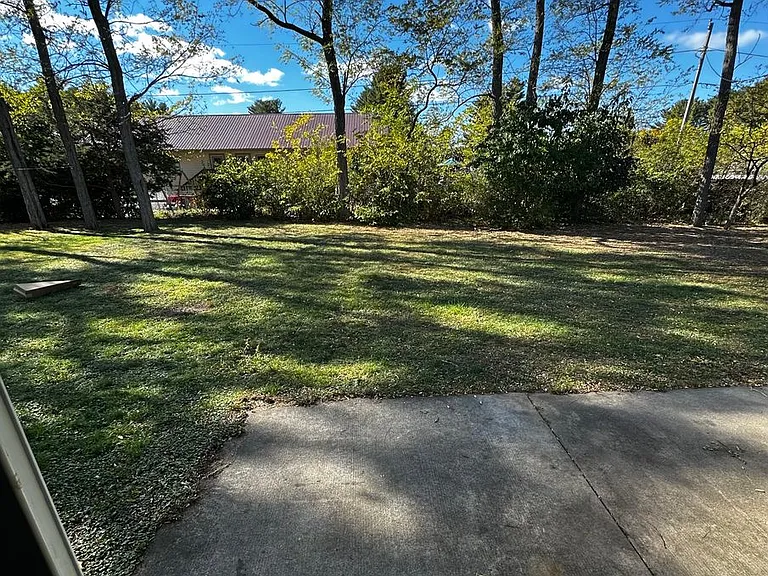 2820-2822 Beverly Hills Dr — Photo 13
