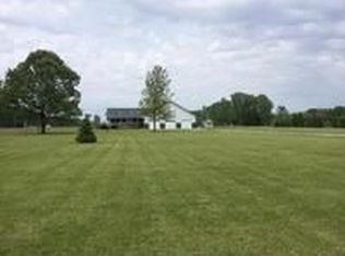 2175 W 1000 S, Union Mills, IN 46382