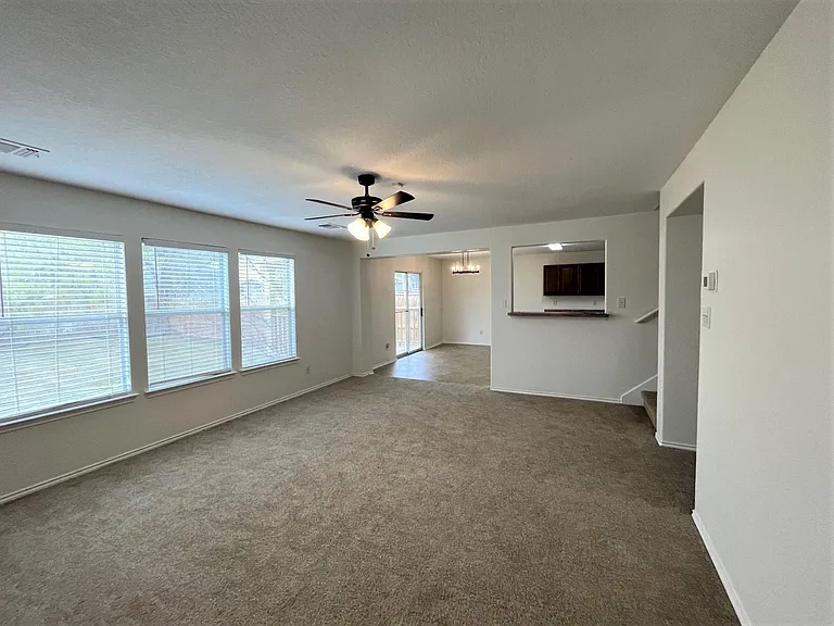 9602 San Fidel Rio — Photo 3