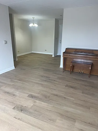 1 Renaissance Pl Photo 1