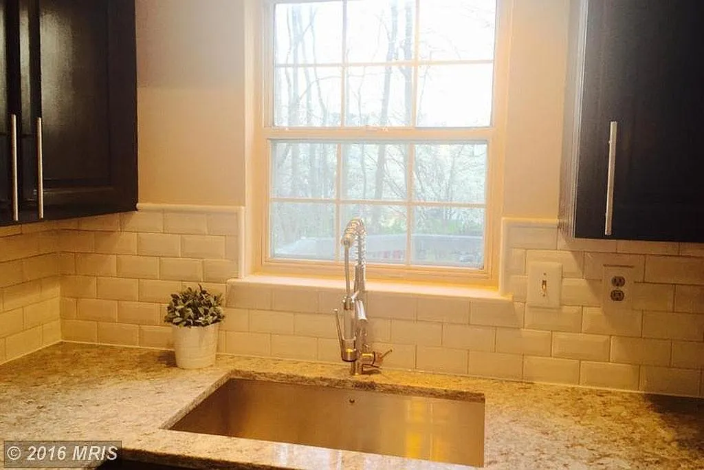 7713 Ora Court — Photo 4