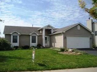 517 Conley Dr, Elburn, IL 60119