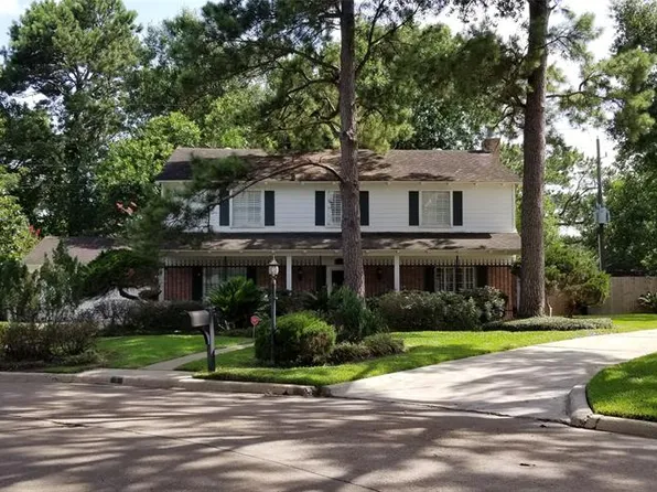 5 Rocky Ln, Houston, TX 77040