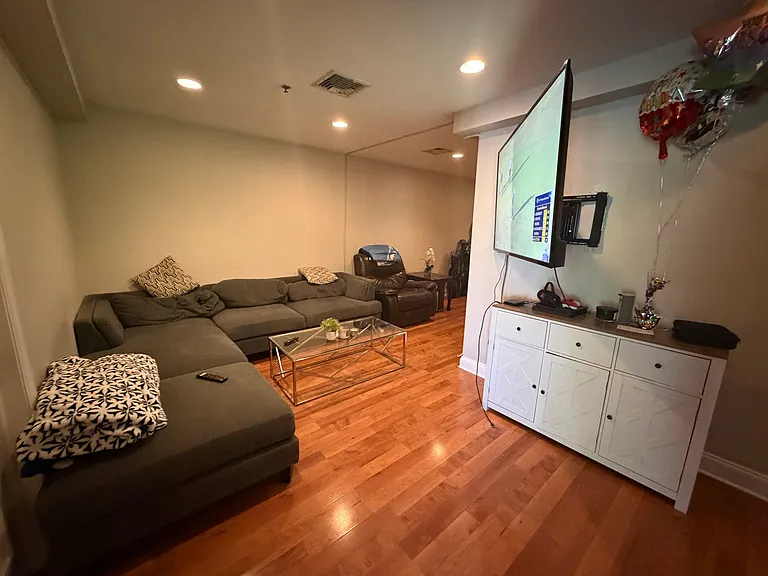 91 Madison St #4 — Photo 7
