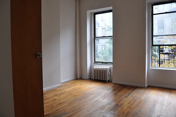 Rented by Sky Management | media 37