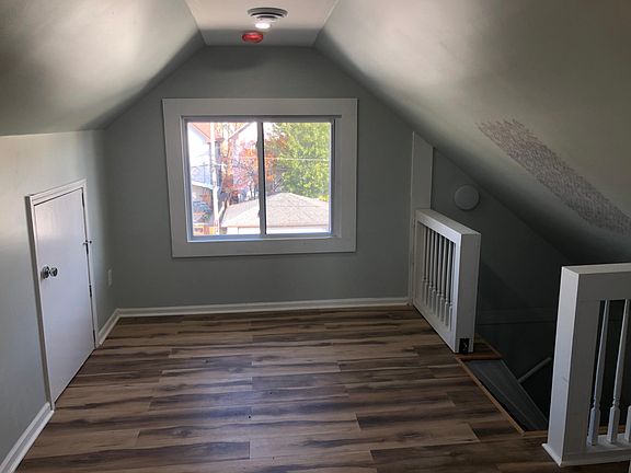 Entrance Kitchen