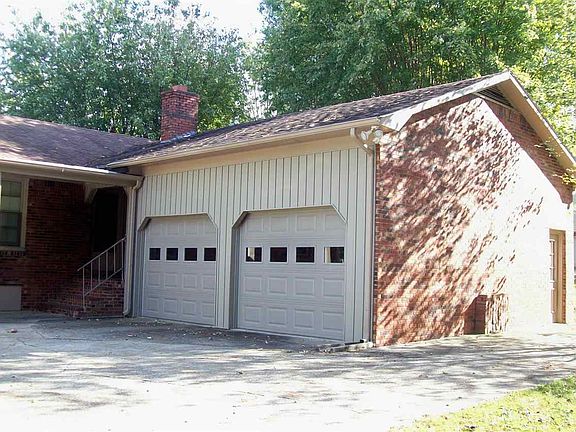 2nd image of 1505 Bellemeade Dr