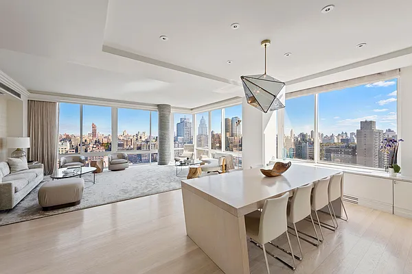 Sold by Nest Seekers International | media 3