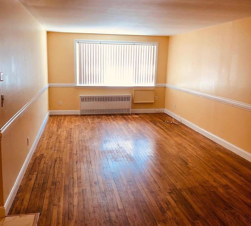 1st image of 1433 E 85th St #1