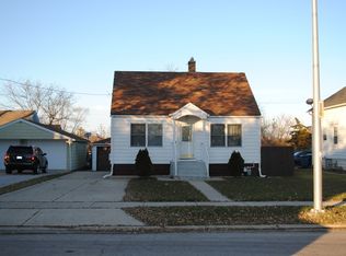 94 E North Ave, Addison, IL 60101