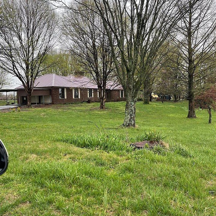 417 Cemetery Rd, Cave City, KY 42127 | MLS #HK23001154 | Zillow