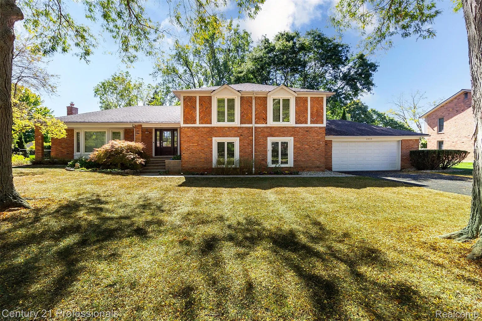 2433 Wickfield Rd photo 1