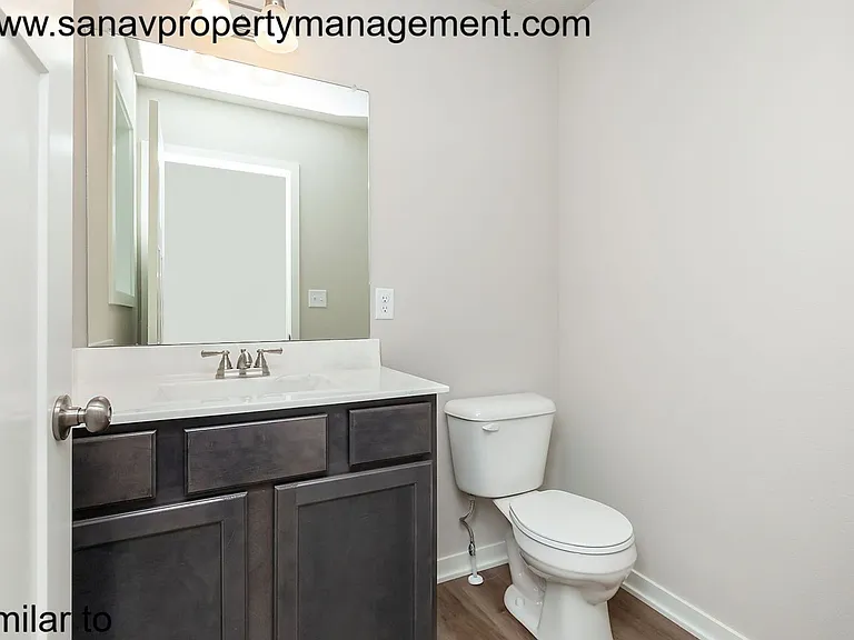 4102 NE 7th St — Photo 15