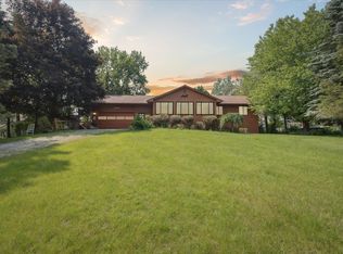 8886 Coleman Rd, Haslett, MI 48840