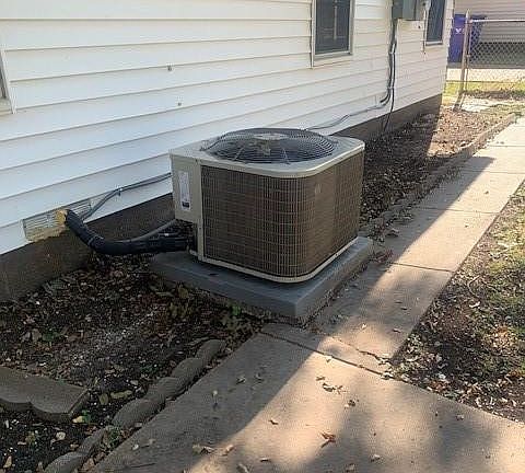 2nd image of 3912 N 22nd St