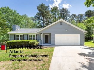 1008 Gate Post Ln, Lawrenceville, GA 30044