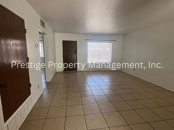 4th image of 1438 N Alamo Ave APT 3