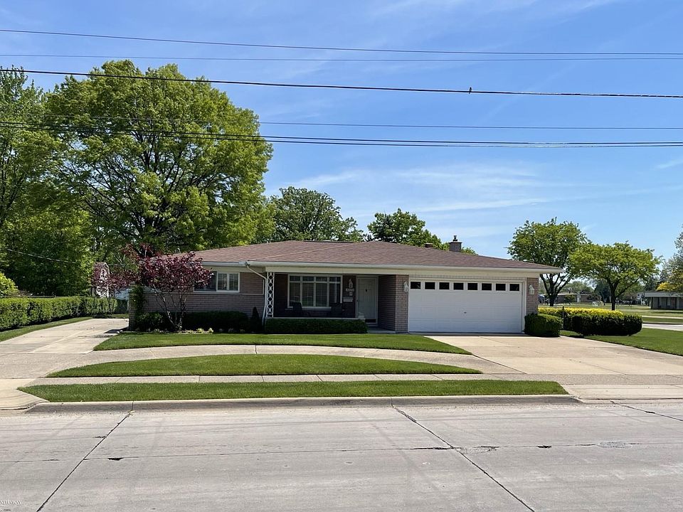 1st image of 30050 Lorraine Ave