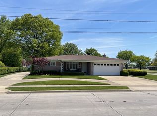 30050 Lorraine Ave, Warren, MI 48093