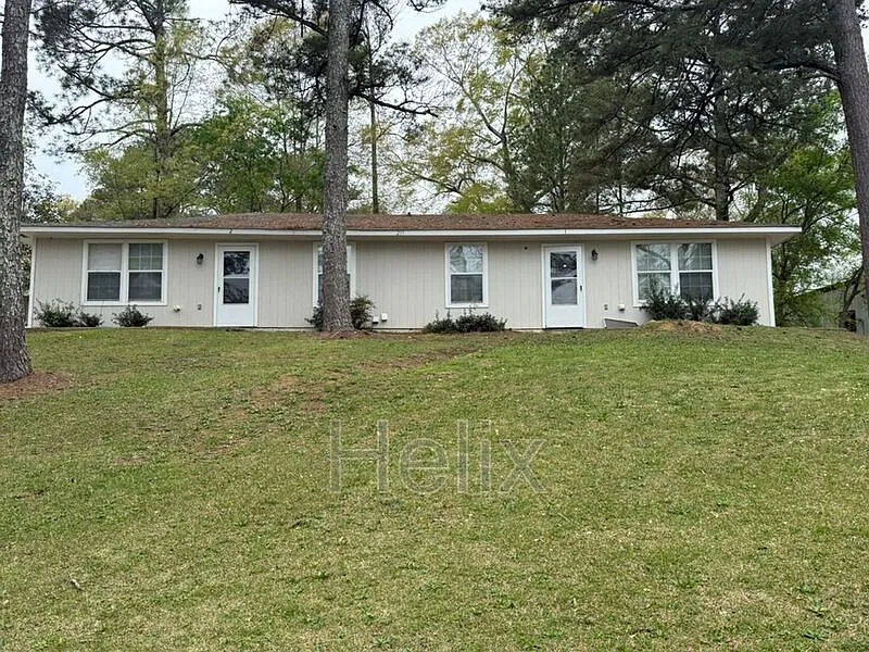 219 Lawrence Rd #2