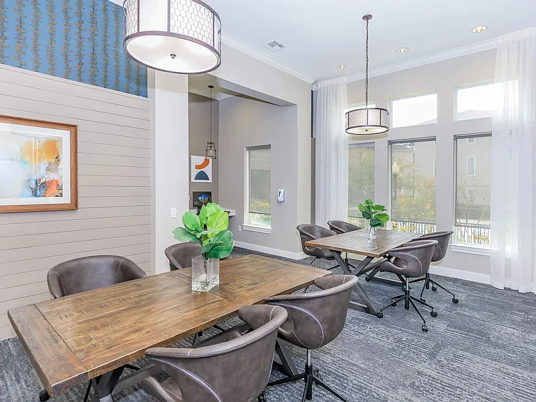 Woodland Point — Photo 19
