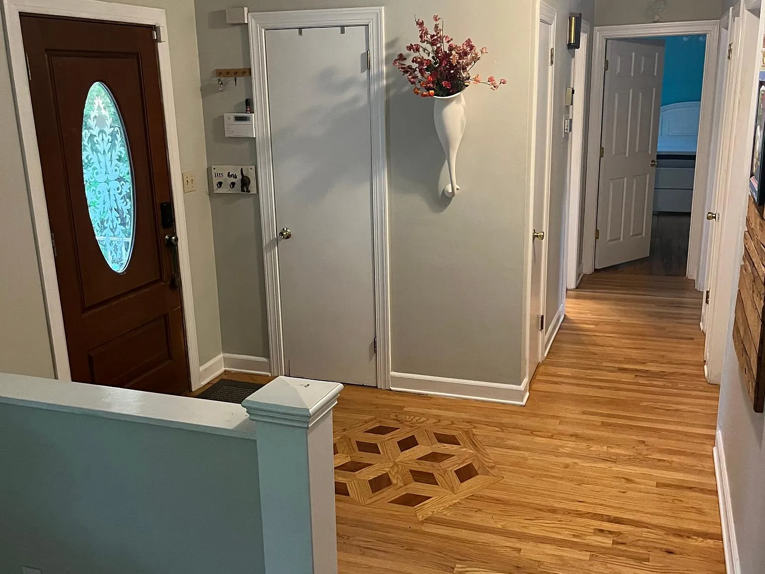 3 bed, 1778 sqft, $3,200 — Photo 2