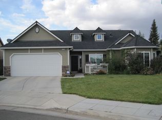 5110 W Beechwood Ave, Fresno, CA