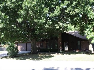 103 Angela St, Springdale, AR 72762