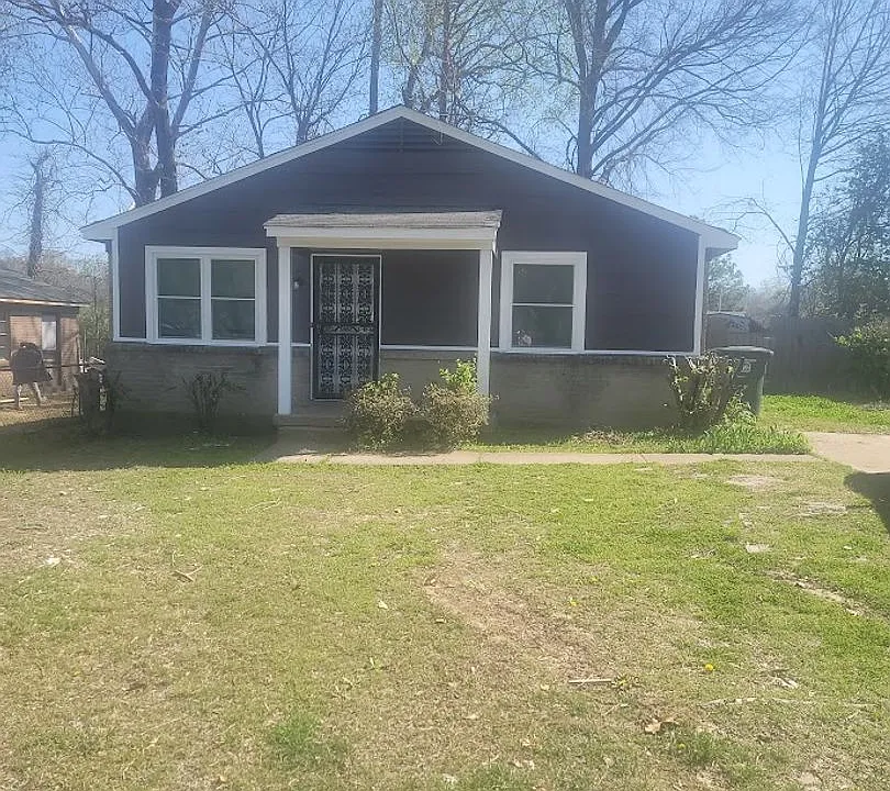 3690 Ford Rd