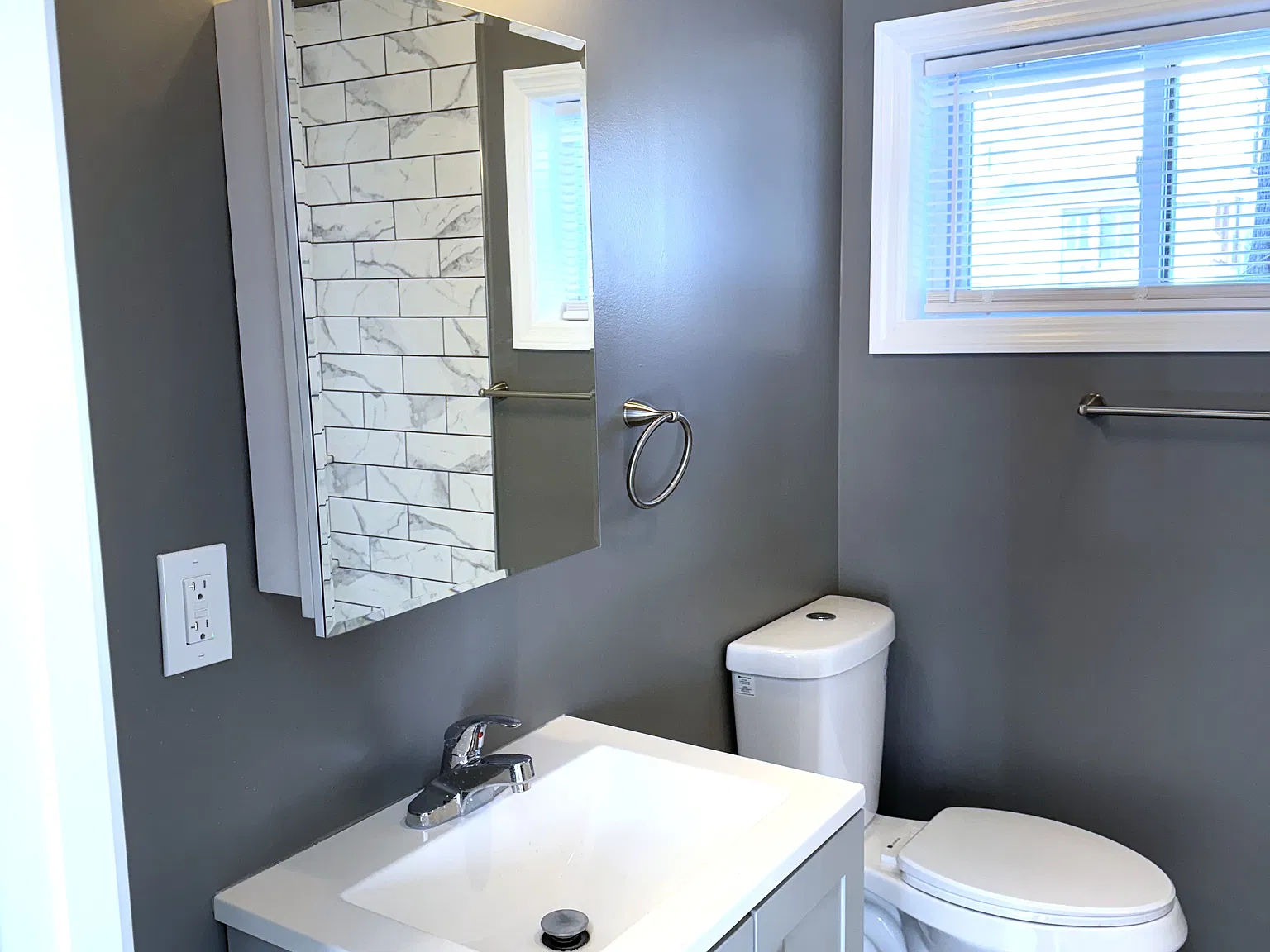 2 bed, 600 sqft, $2,200 — Photo 3