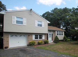 94 Corsons Tavern Rd, Ocean View, NJ 08230