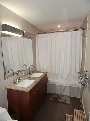 Rented by Realty Collective | media 19