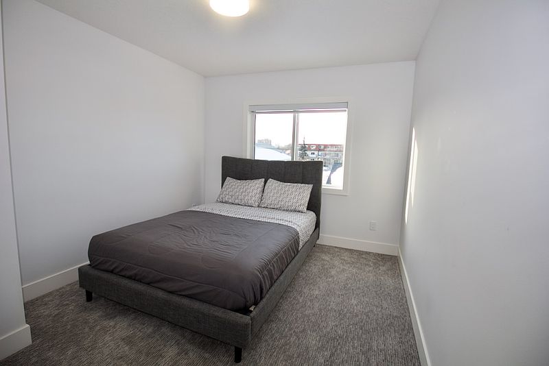 Edmonton House for rent - 4 Bedrooms — photo 22
