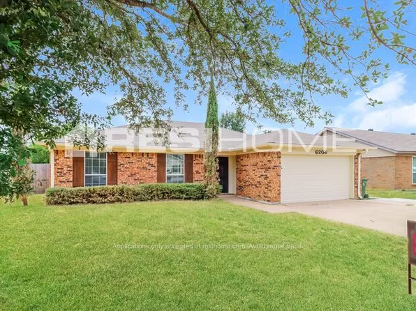 6208 Hott Springs Dr, Arlington, TX 76001