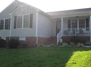 109 Cooper St, Farmville, VA 23901