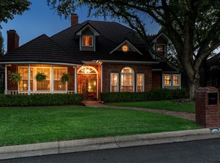 2204 Castle Rock Rd, Arlington, TX 76006