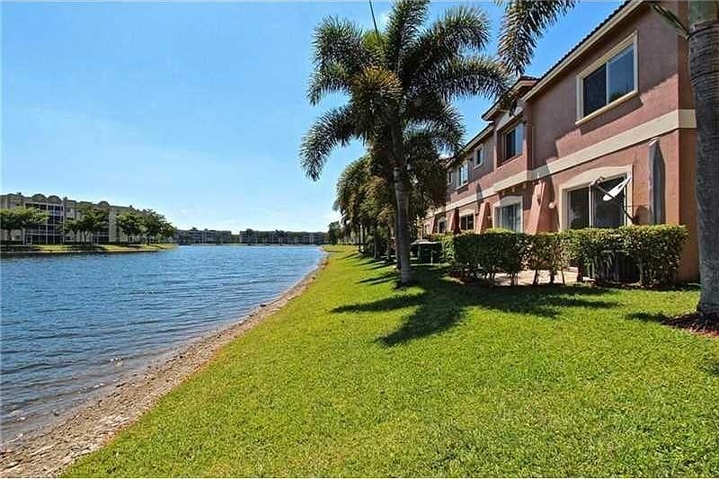1st image of 7881 Catalina Cir