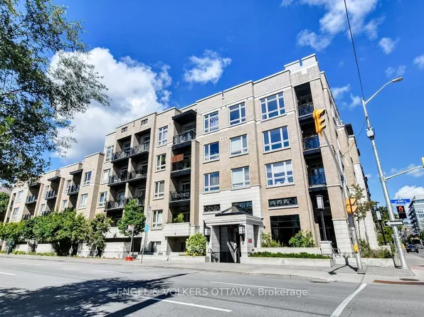 429 Kent St #428, Ottawa, ON K2P 1B5