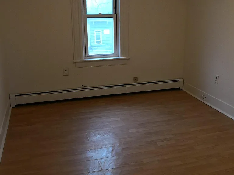 432 Mallory Ave #2 — Photo 6