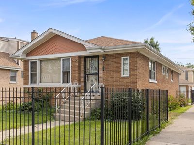 1301 N Latrobe Ave, Chicago, IL, 60651