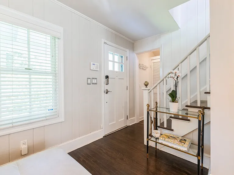 252 Hill St — Photo 5
