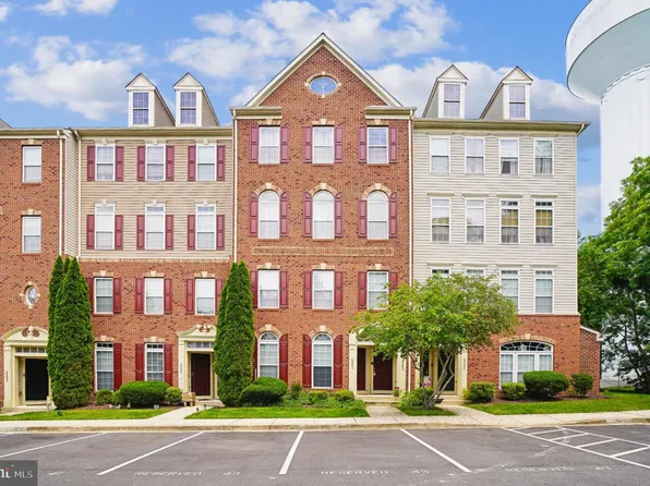 2243 Ivy Ln #8, Chesapeake Beach, MD 20732