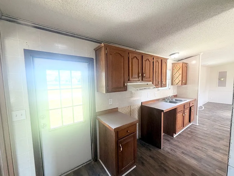 2081 Oakshire Rd #15 — Photo 12