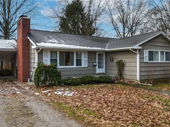 119 W 4 1/2 St, Williamstown, WV 26187