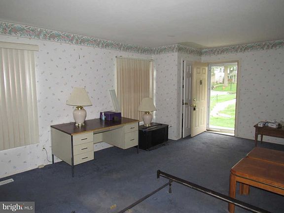 3rd image of 12 Mission Wood Way #B