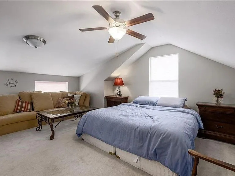 1110 Concordia Ave — Photo 15