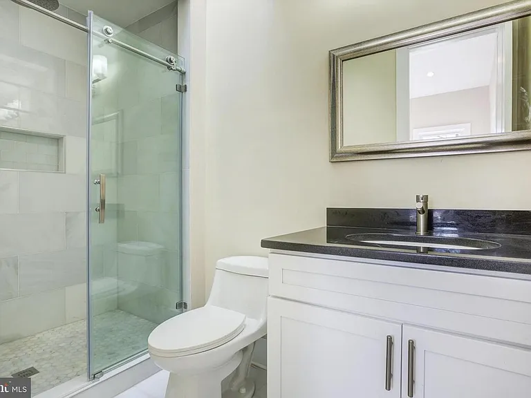 505 Nicholson St NW — Photo 5