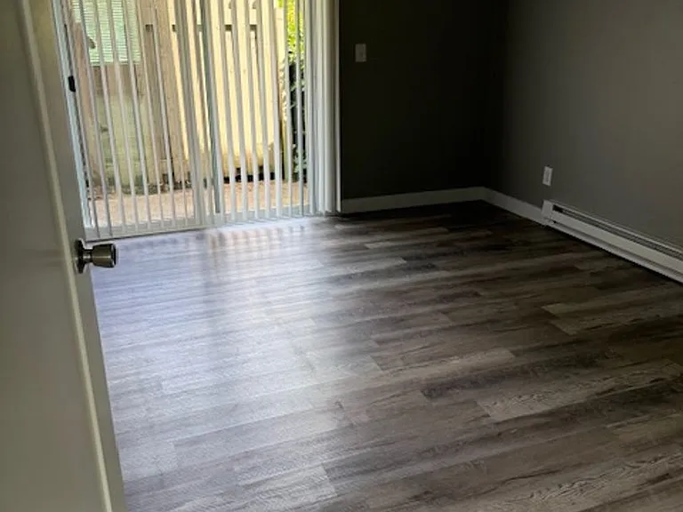 249-Nola Place Apartments — Photo 10