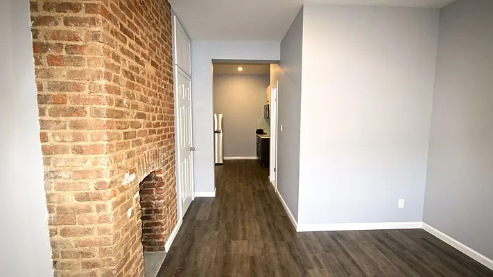 Rented by Nooklyn NYC LLC | media 17