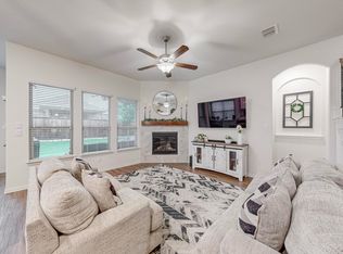 4542 Frost Ave, Aubrey, TX 76227